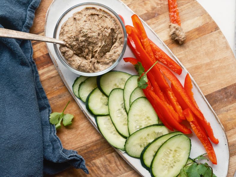 Black Bean Dip with Vegetables