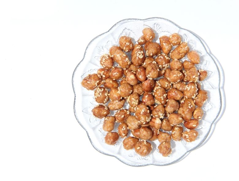 Sesame Peanuts